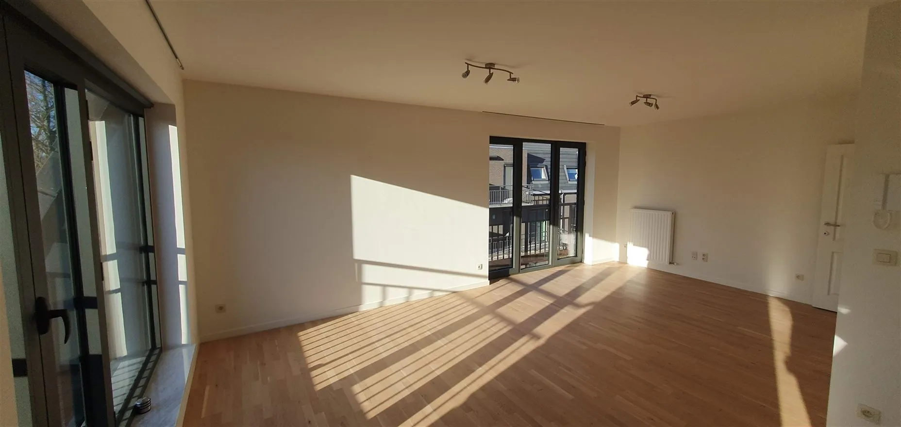 Apartamento Para alugar - 2930 BRASSCHAAT BE Image 3